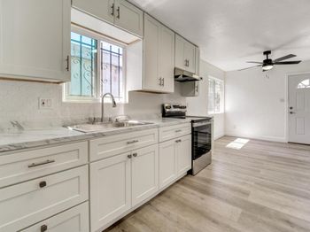 652 2nd Street