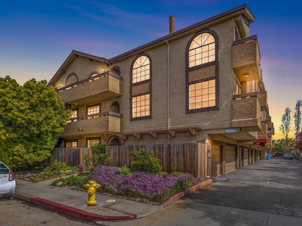 711 S Bayshore Boulevard 23, San Mateo CA 94401