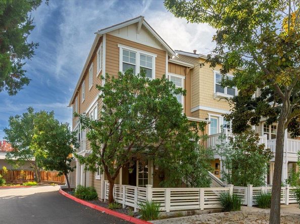 2041 Atlas Loop, Mountain View CA 94043