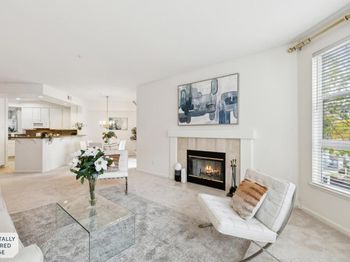 860 Meridian Bay Lane