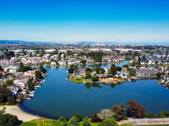 516 Cringle Drive, Redwood City CA 94065