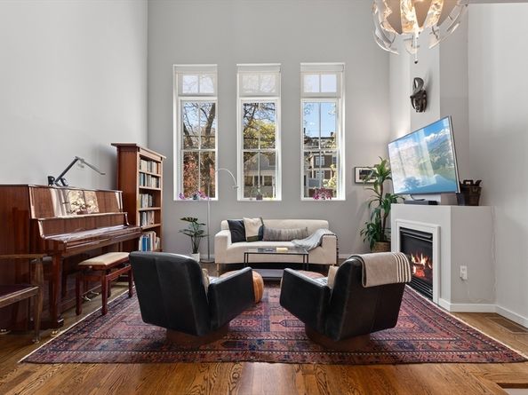 68 Seaverns Ave A, Boston MA 02130