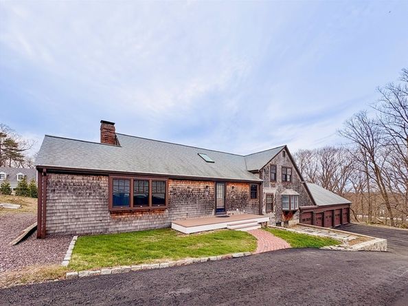 215 Sohier St, Cohasset MA 02025