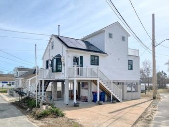 1 Barnes St
