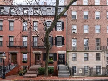 8 Otis Place