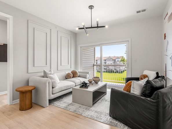 399 Neponset 411, Canton MA 02021