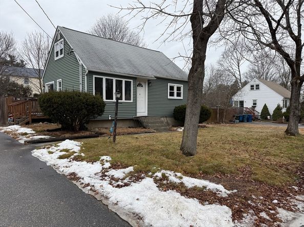 6 Anthony Rd, Tewksbury MA 01876