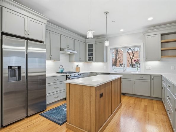 433 Neponset St A, Norwood MA 02062