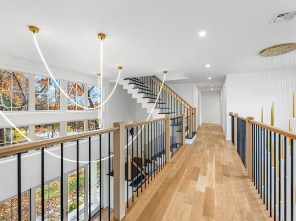 12 Hill Street, Needham MA 02494