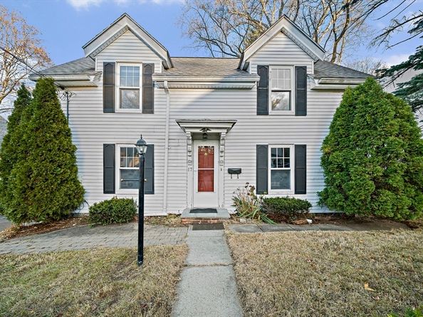 17 Wright Street, Woburn MA 01801
