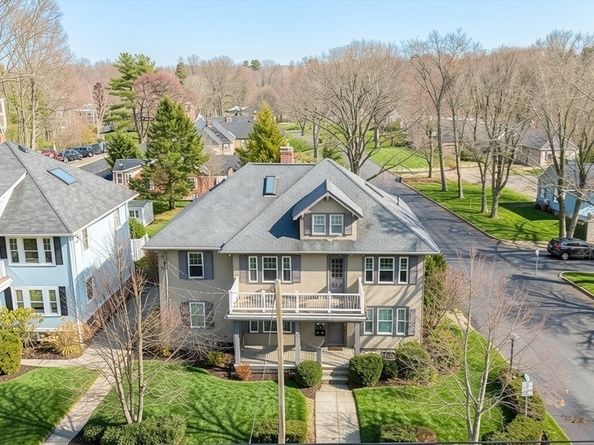 79 Bedford St 79, Lexington MA 02420