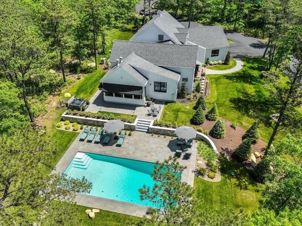 25 Dawn's Light, Plymouth MA 02360