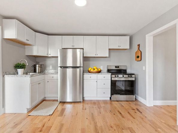 50 Goddard St, Fitchburg MA 01420