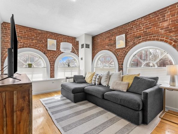 106 13th St 202, Boston MA 02129