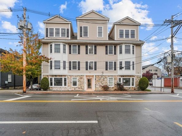 10 Porter St C, Stoughton MA 02072