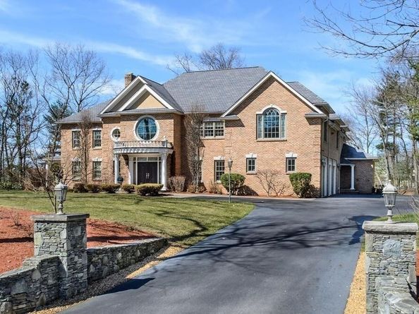 56 Sears Rd, Southborough MA 01772