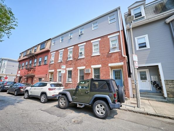 241-243 E St, Boston MA 02127