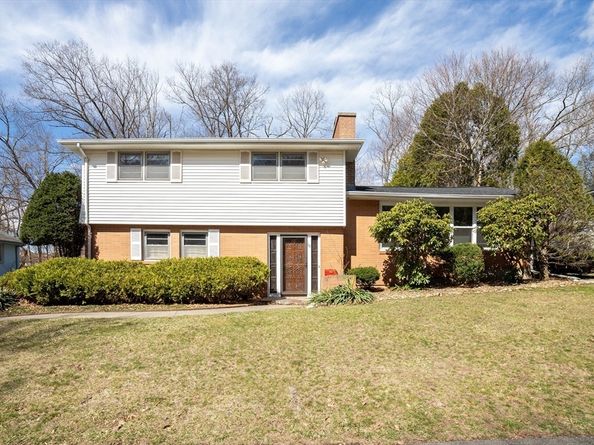 50 Valley Hill Drive, Worcester MA 01602