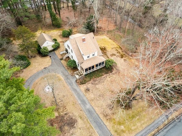 53 Elmwood Rd, Wellesley MA 02481