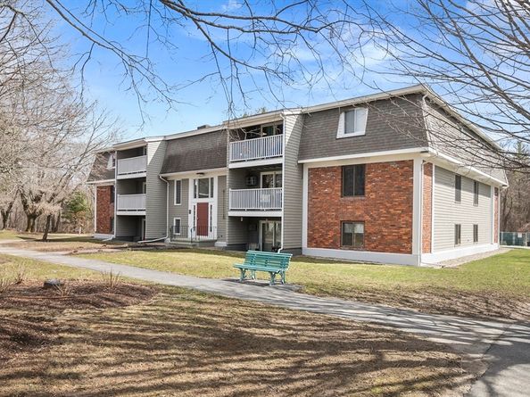 220 Bedford St E6, Bridgewater MA 02324