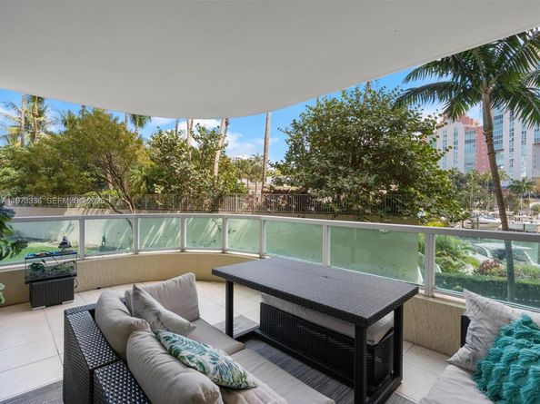 3340 NE 190th St 204, Aventura FL 33180