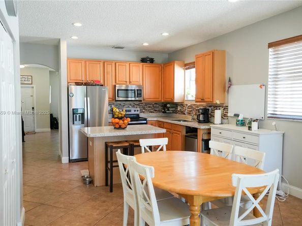 2243 SW 134th Ave, Miramar FL 33027