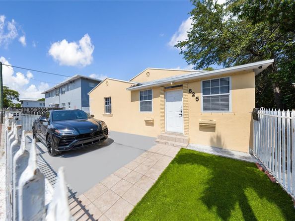 625 SW 16th Ave, Miami FL 33135