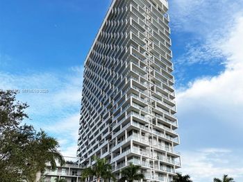 2000 Metropica Way