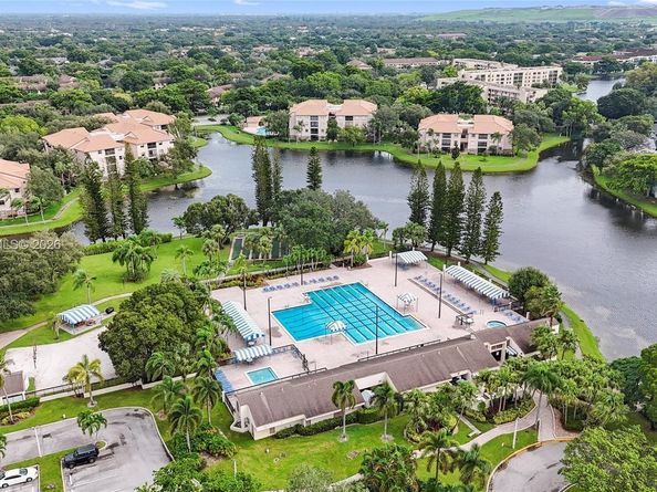 3699 N Carambola Cir N 2837, Coconut Creek FL 33066