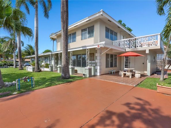 220 SE 12th Ave, Deerfield Beach FL 33441