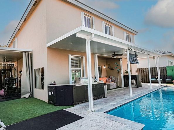 3455 NE 1st St, Homestead FL 33033