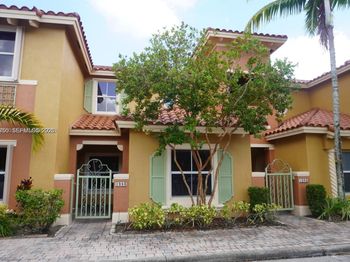 1083 SW 143 Ave