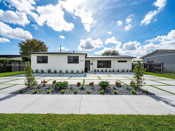 8440 SW 27th Ter, Miami FL 33155
