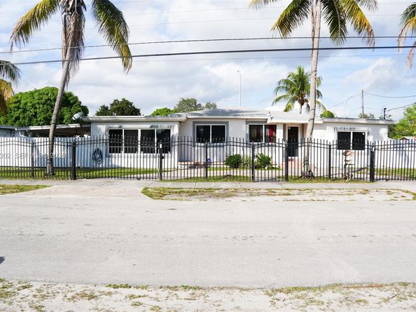2955 NW 102nd St, Miami FL 33147