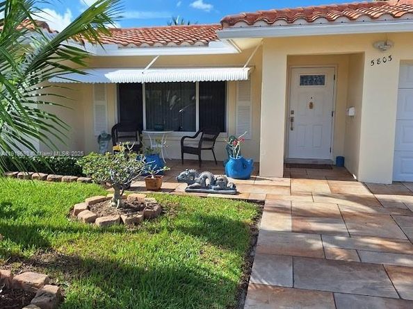 5803 NW 86th Ter, Tamarac FL 33321