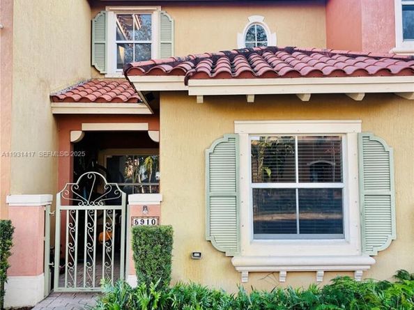 5910 Siena Ln 5910, Hollywood FL 33021