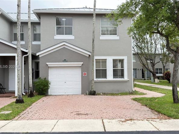 2230 Shoma Dr, Royal Palm Beach FL 33414