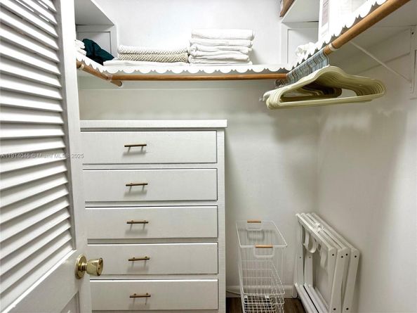 Undisclosed Address #A11914046, Fort Lauderdale FL 33308