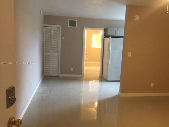 Undisclosed Address #A12016292, Miami FL 33125