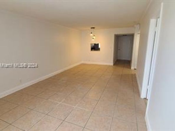 2008 Jackson St E8, Hollywood FL 33020