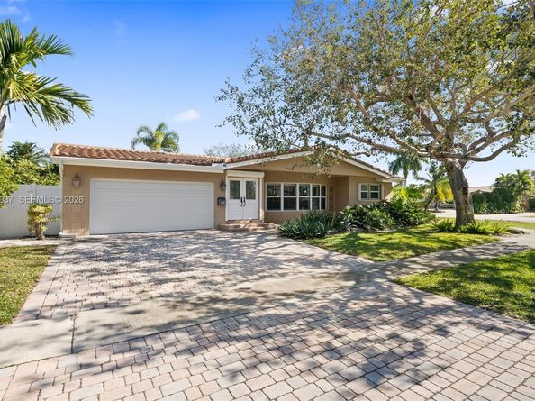 6200 NE 21st Rd, Fort Lauderdale FL 33308