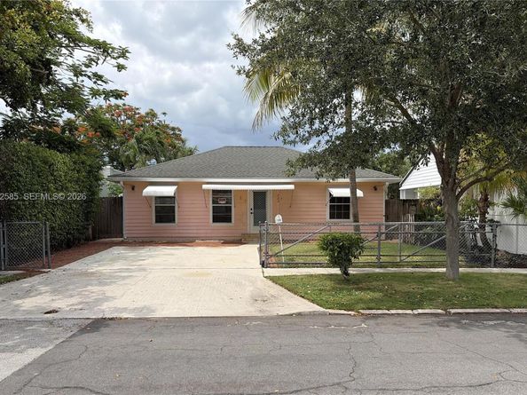 723 Valley Forge Rd, West Palm Beach FL 33405