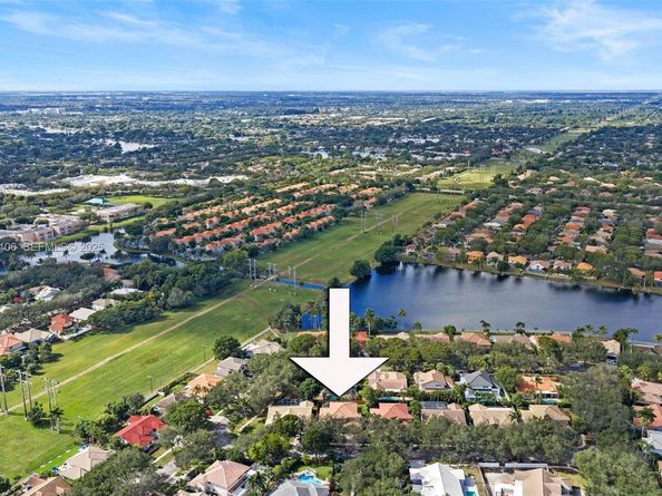 3320 Brussels Ave, Cooper City FL 33026