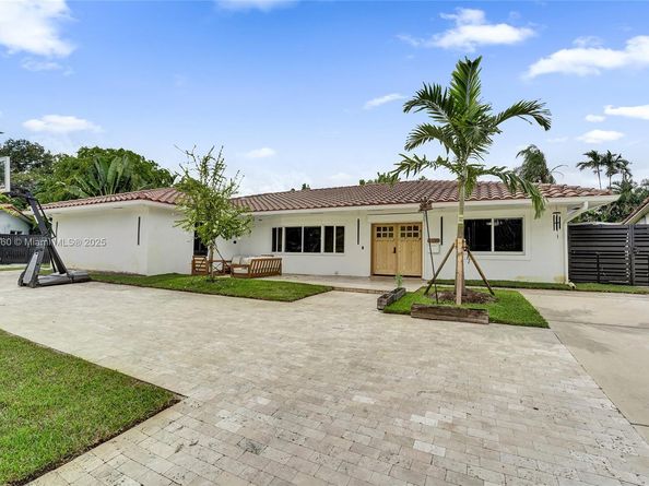 3350 N 40th St, Hollywood FL 33021