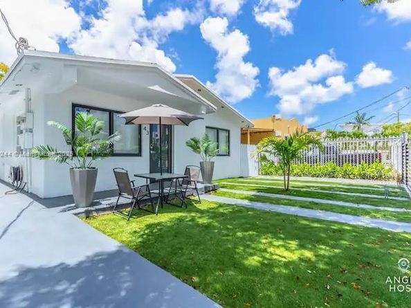 43 NW 41st St, Miami FL 33127