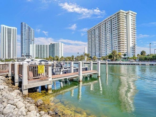 400 Kings Point Dr 317, Sunny Isles Beach FL 33160