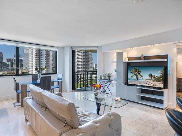 540 Brickell Key Dr 1411, Miami FL 33131