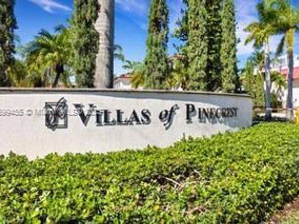 6709 N Kendall Dr 219, Pinecrest FL 33156