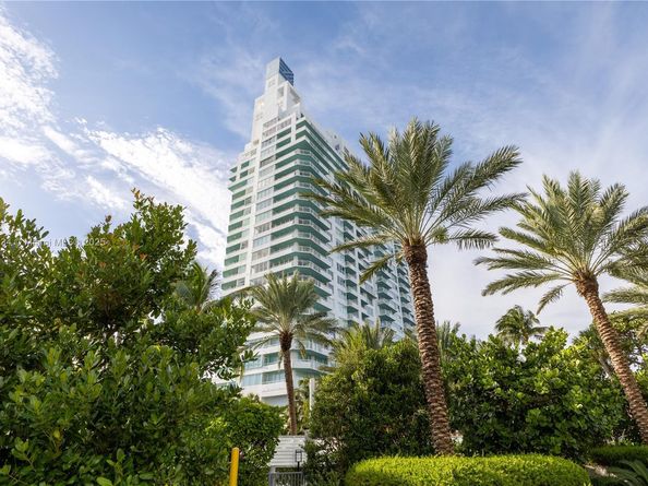 400 S Pointe Dr 2310, Miami Beach FL 33139