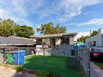 1737-1739 NW 47th Ter